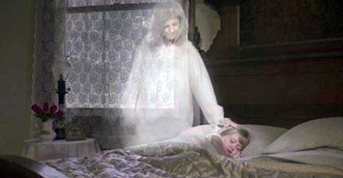 What Does It Mean When You Dream of a Deceased Child
