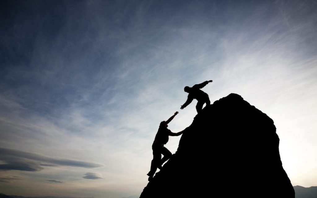 What Does It Mean When You Dreaming of Helping Someone