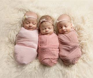 dream about triplets