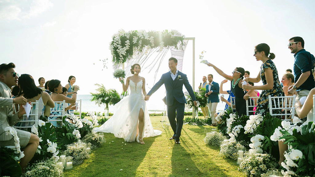 What does it mean to dream about a wedding reception?