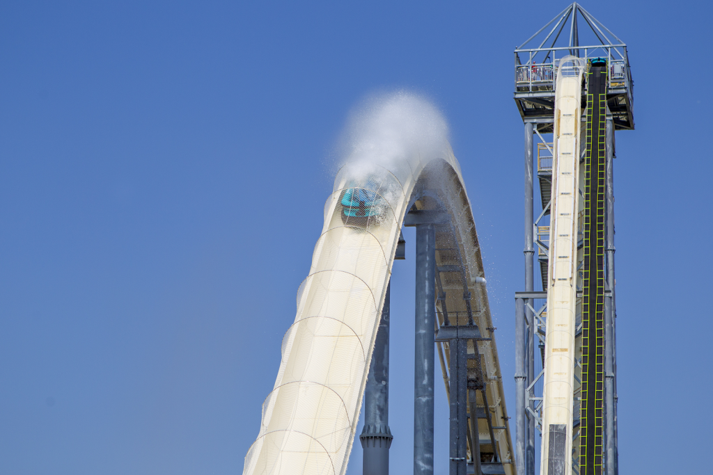 What does it mean to dream about a water slide?